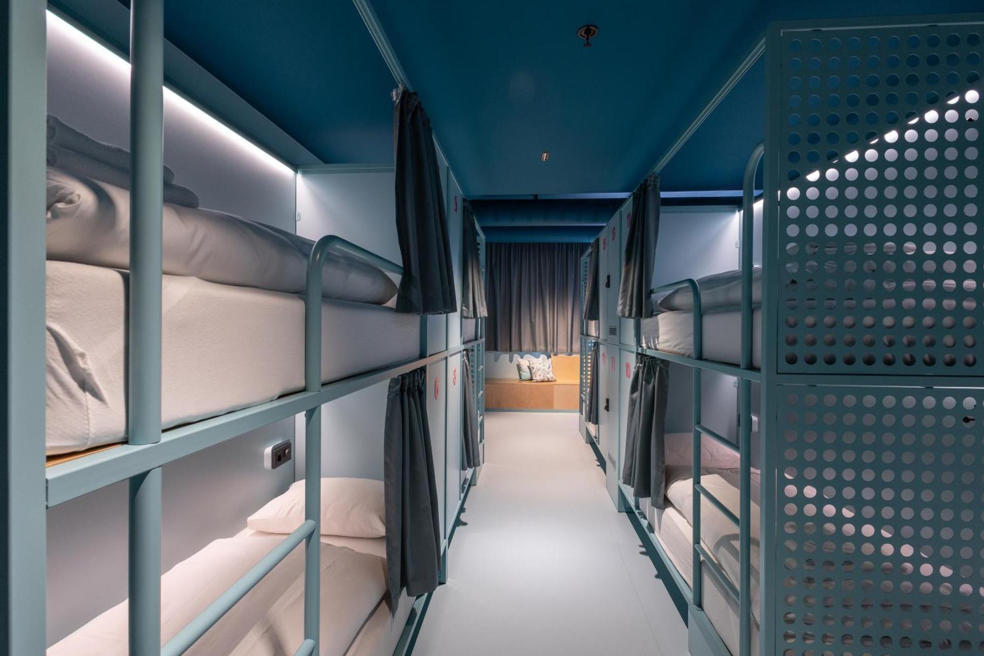 Bunks At Rode Hostel Oslo Exterior photo